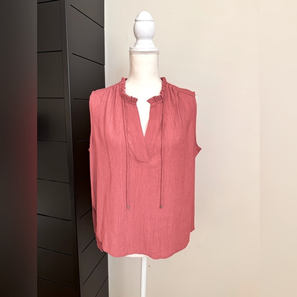 BCBGMaxAzria Women's Pleated V‎ Neck High Low Crepe Blouse | Rose | Size Large